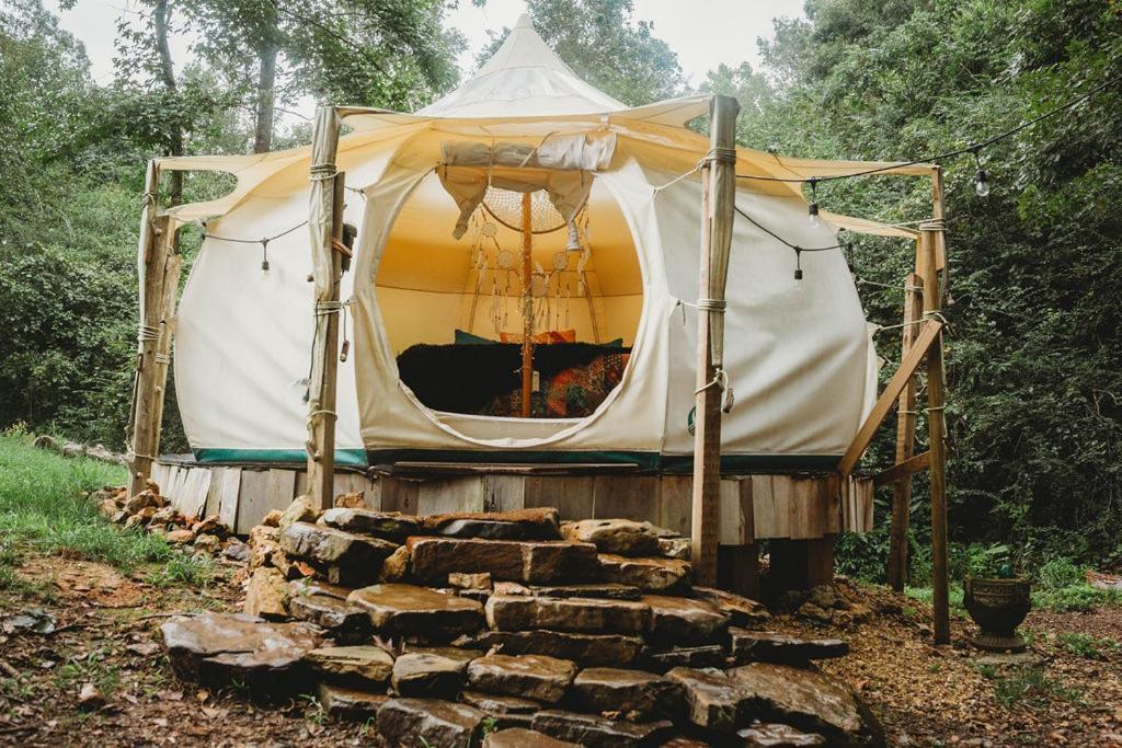 The Aries-A Stargazing, Luxury Glamping Tent Rogersville Екстериор снимка